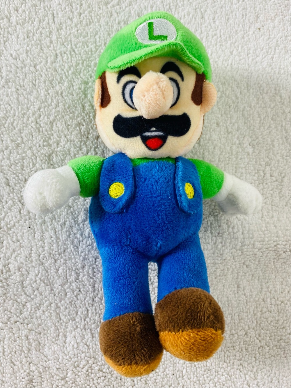 Nintendo Super Mario Bros Luigi Plush Toy Stuffed Animal W Hanging Loop
